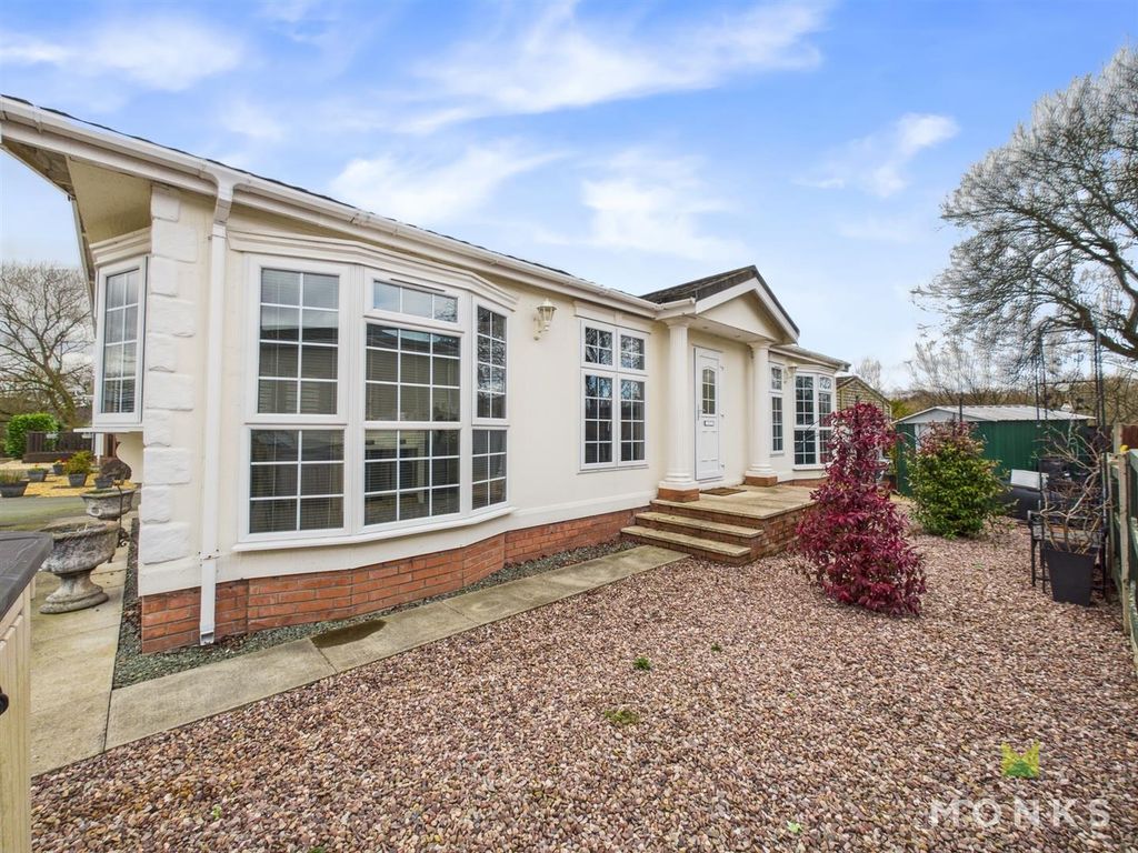 Property photo 2 of 13 Cam01420G0-Pr0583-Still019.Jpg