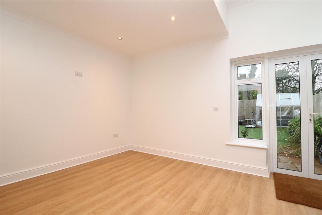 Property photo 3 of 16 Living Room.Jpg