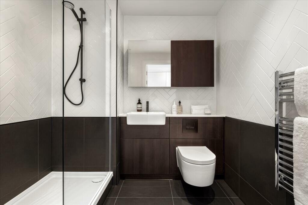 Property photo 3 of 8 Photo 3