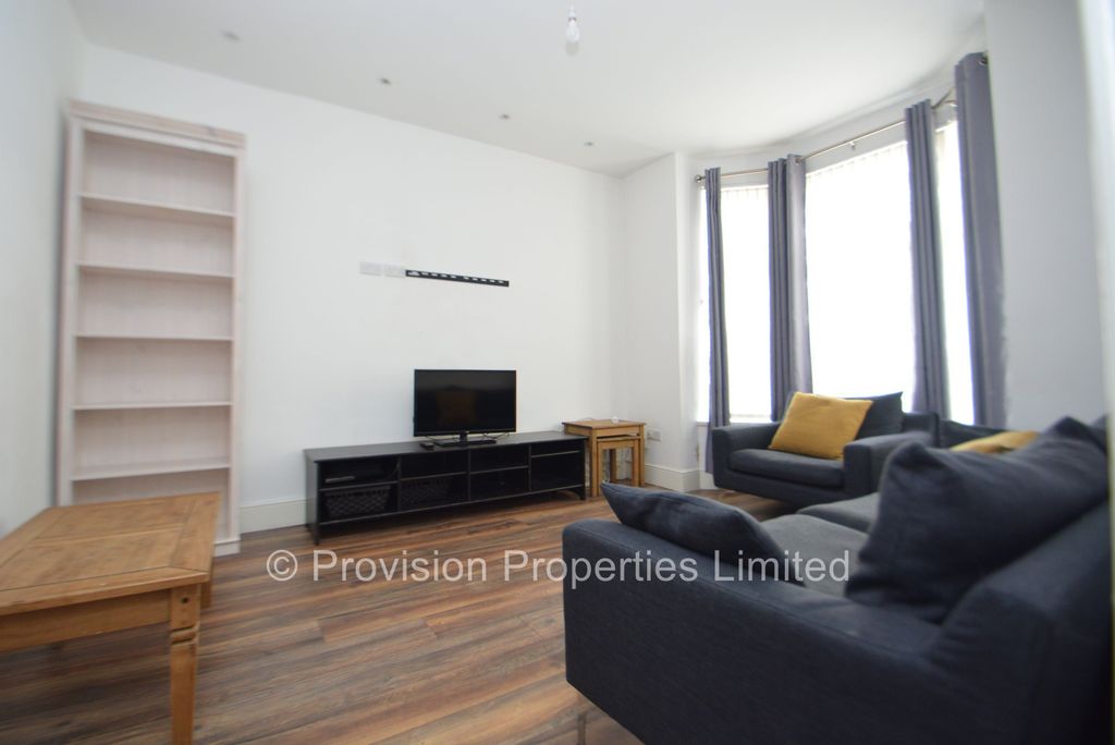 Property photo 1 of 18 Photo