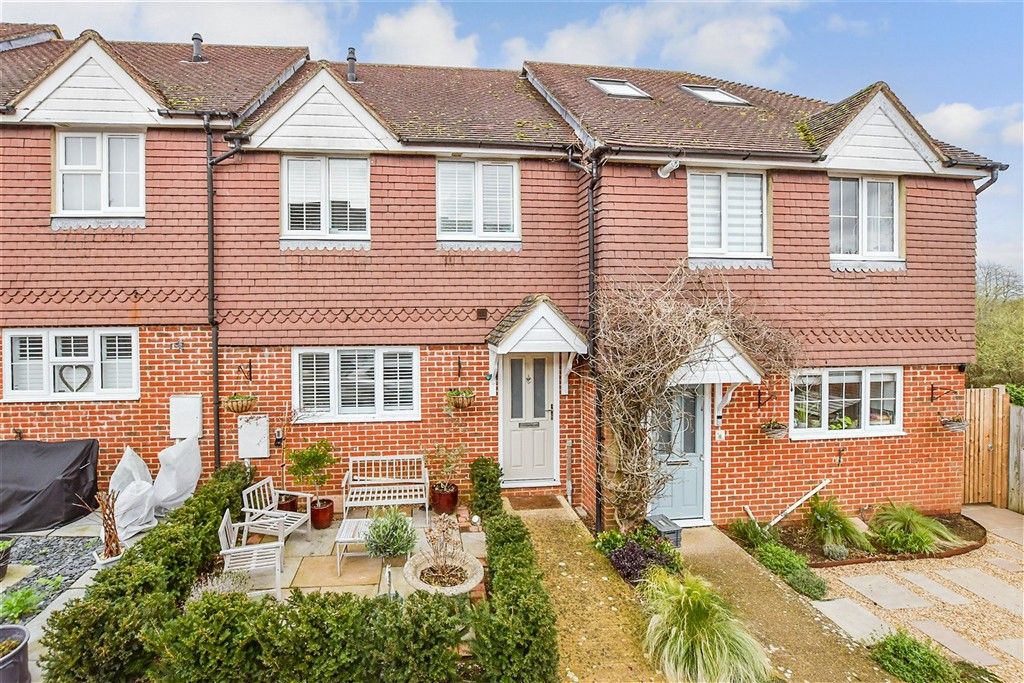 Property photo 1 of 16 Front.