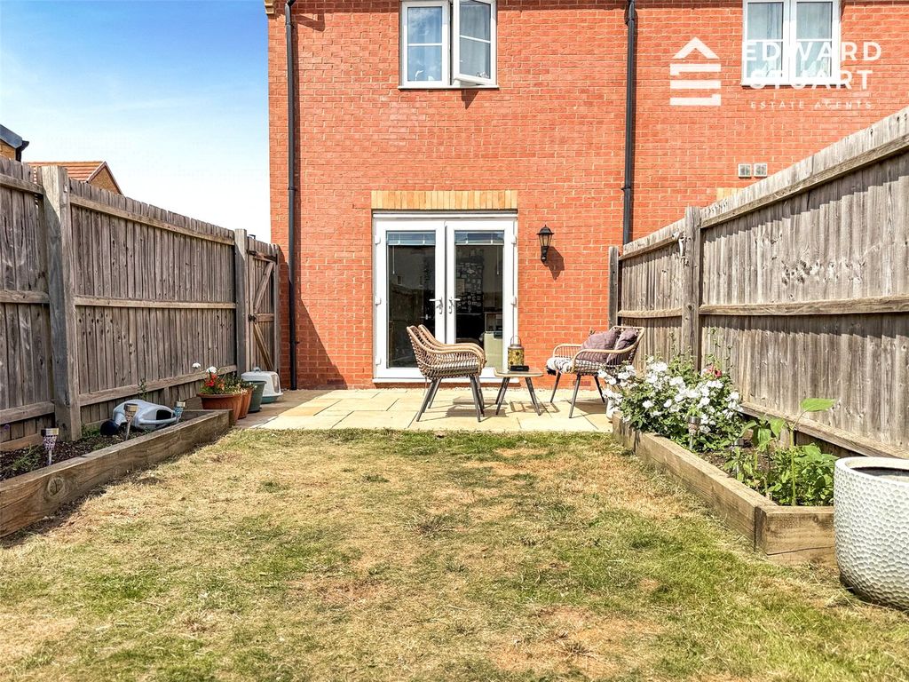Property photo 3 of 14 Picture No. 12