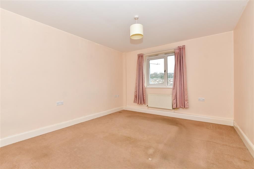 Property photo 3 of 6 Bedroom 2