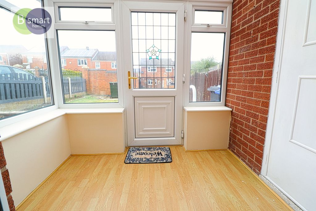 Property photo 3 of 11 Img_3442