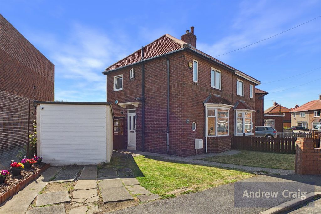 Property photo 1 of 12 (Main)