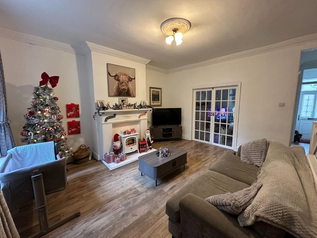 Property photo 3 of 16 Image00033.Jpeg