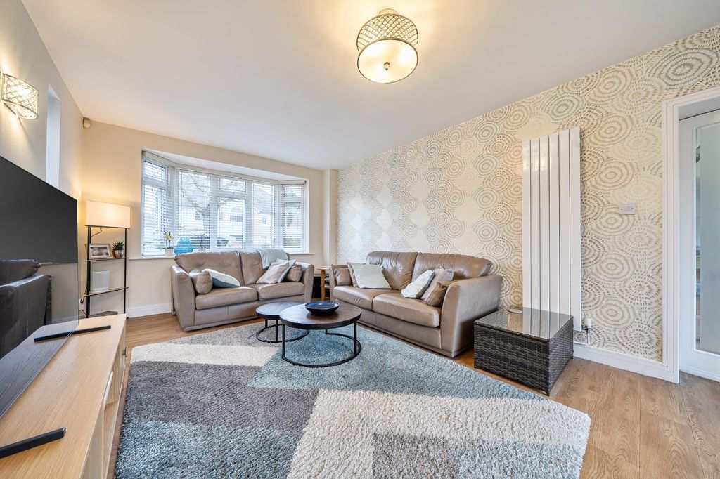 Property photo 3 of 21 Picture No. 15