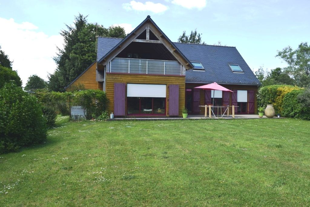 Property photo 2 of 31
