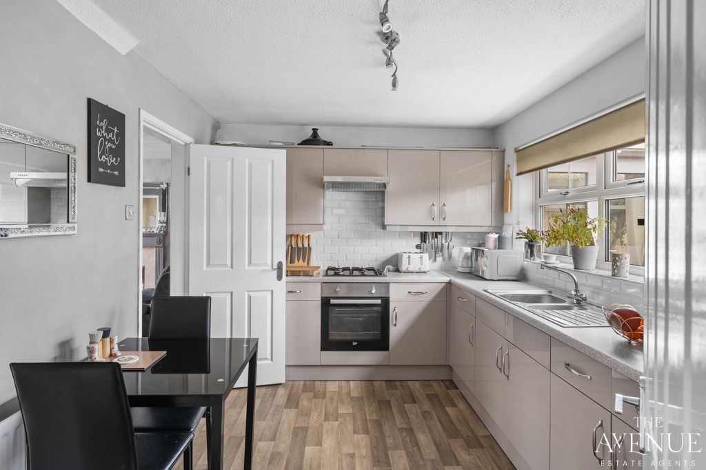 Property photo 3 of 30 4593676