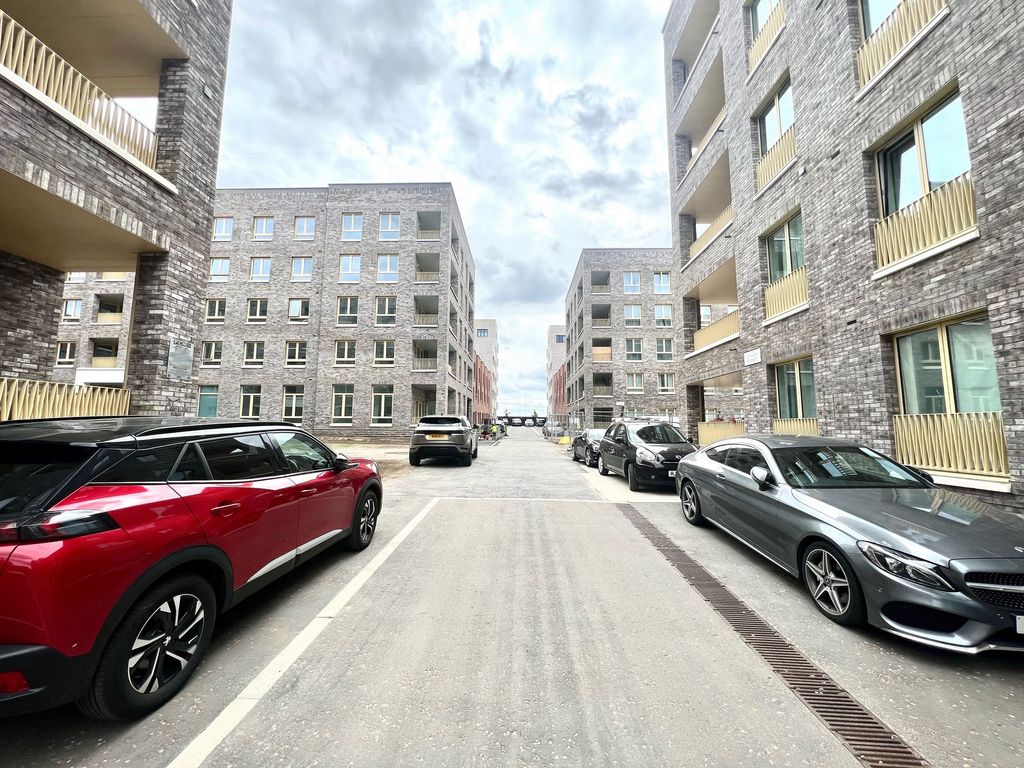 Property photo 2 of 15 Photo 5