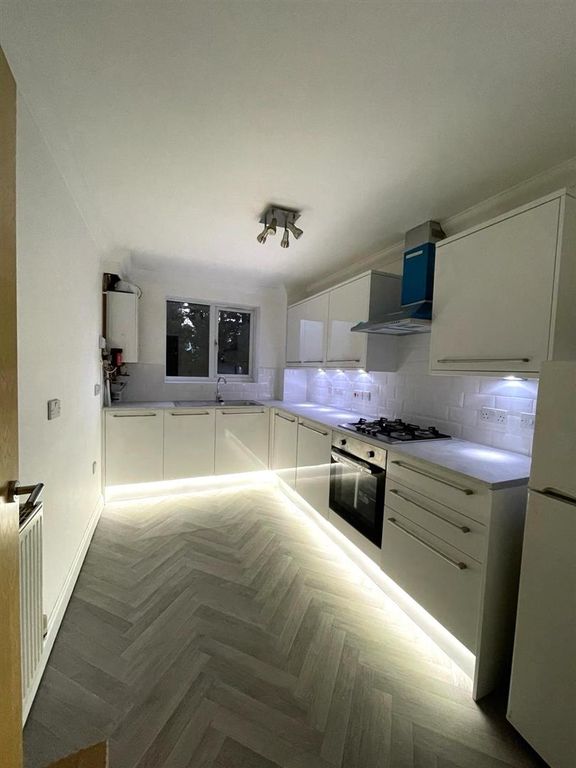 Property photo 3 of 10 Mayfield Road 71 10.Jpg