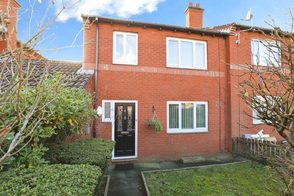 Property photo 1 of 15