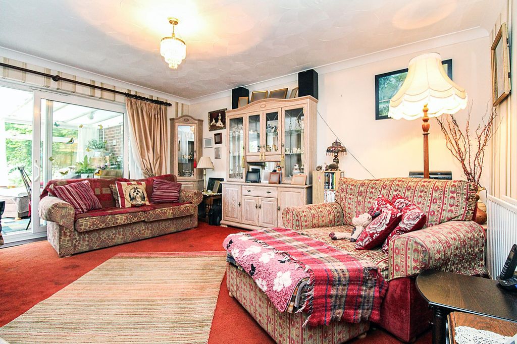 Property photo 2 of 18