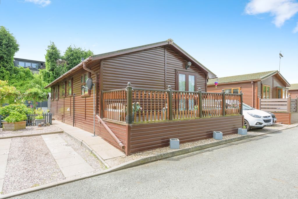 Property photo 2 of 15 Front View