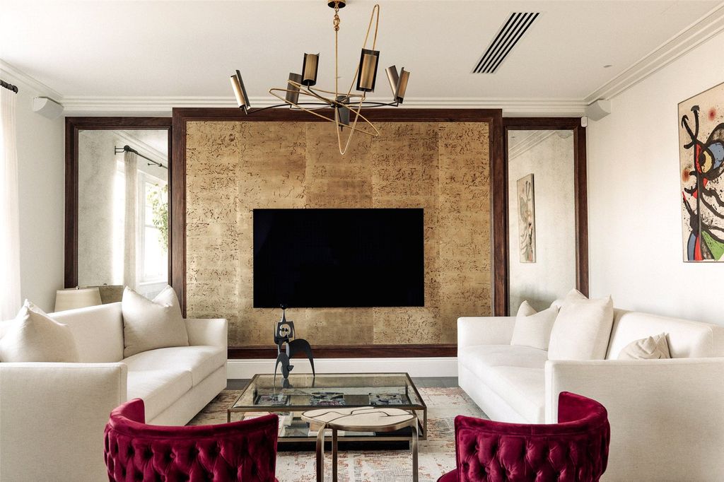 Property photo 2 of 13 Living Room