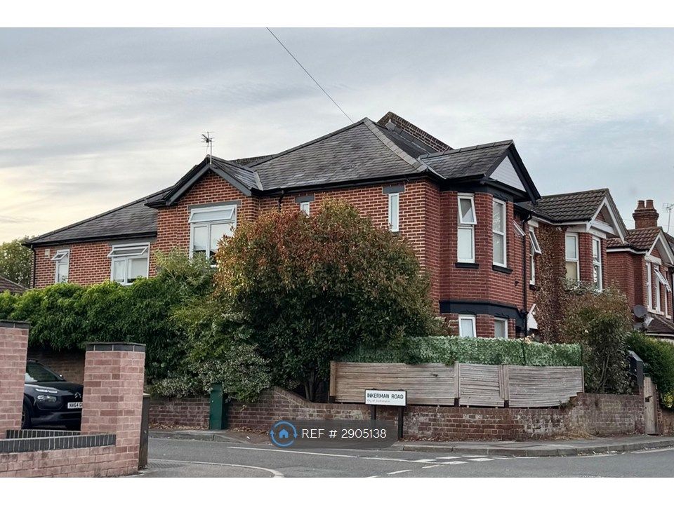 Property photo 1 of 35