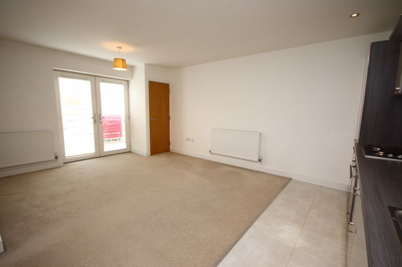 Property photo 3 of 14 Photo 9