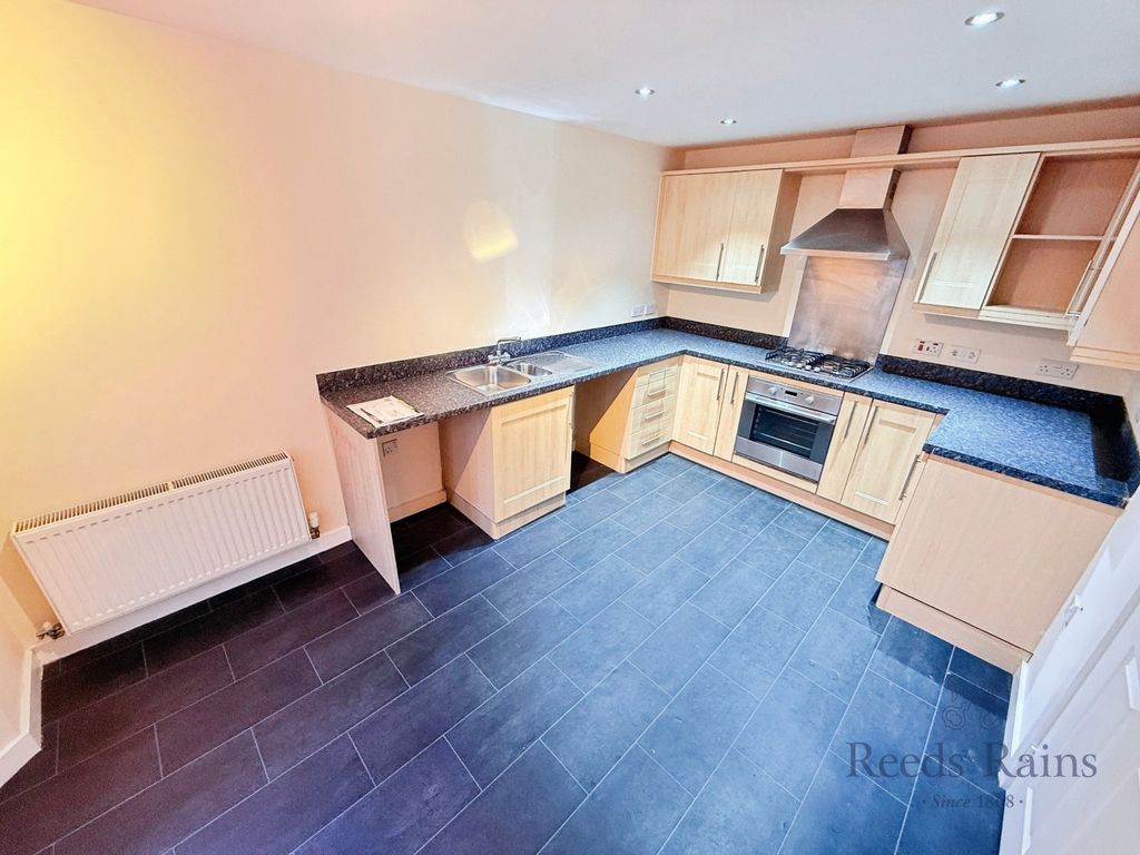 Property photo 2 of 21 Picture No. 09