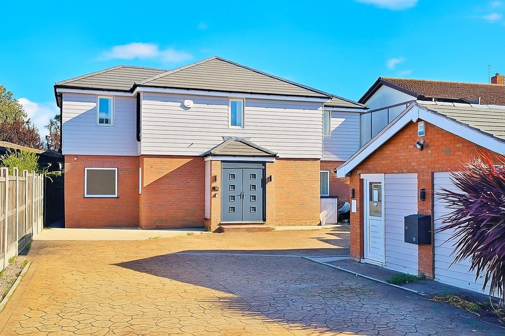 Property photo 1 of 33 57916E90-Df3F-4A5E-A3B3-C15Cf7C8F42A.Png