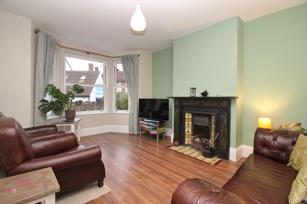 Property photo 2 of 20 Lounge