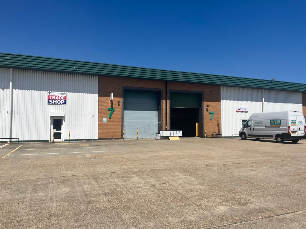 Property photo 2 of 7 Photo 2