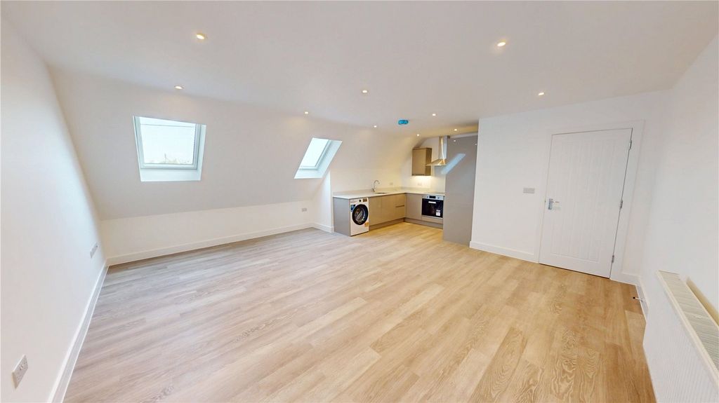 Property photo 3 of 10 Picture No. 03