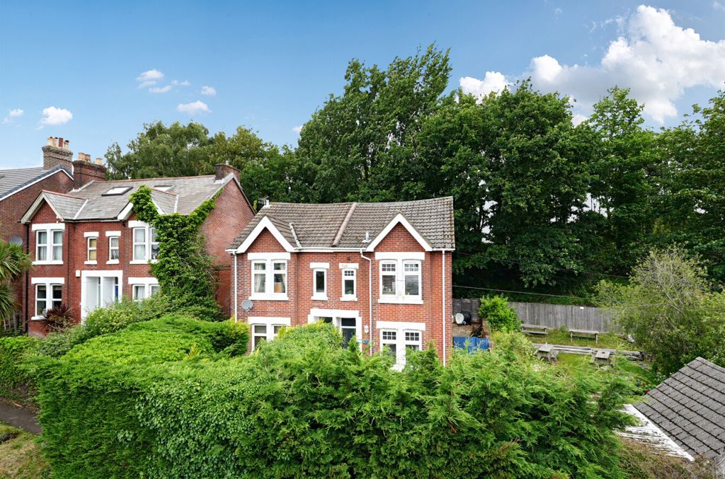 Property photo 1 of 16 33-6A2Bb92Cee024-...