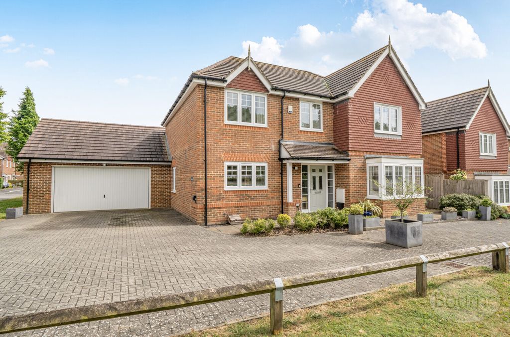 Property photo 1 of 18 A2619Ab9-89Ec-4Be...