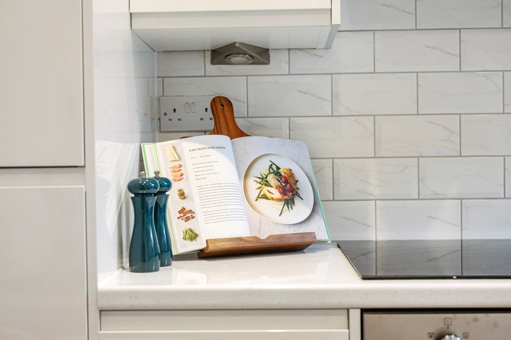 Property photo 2 of 21