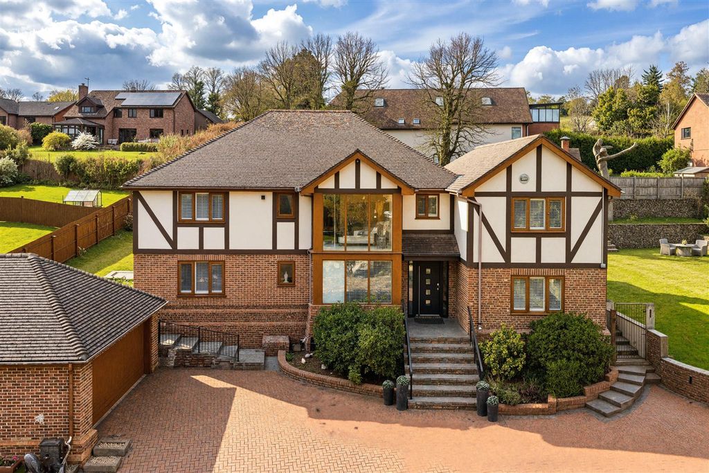 Property photo 1 of 43 Percus House