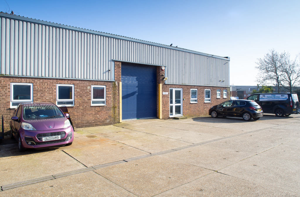 Property photo 2 of 3