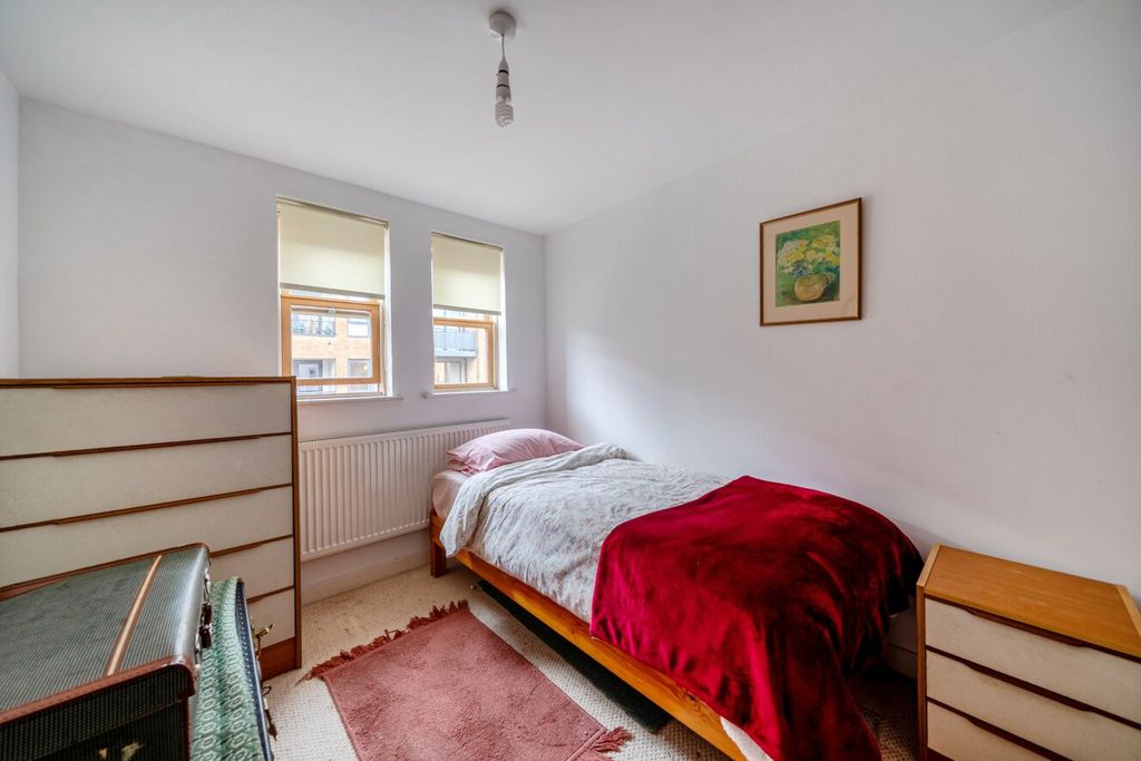 Property photo 3 of 11 Picture No. 13