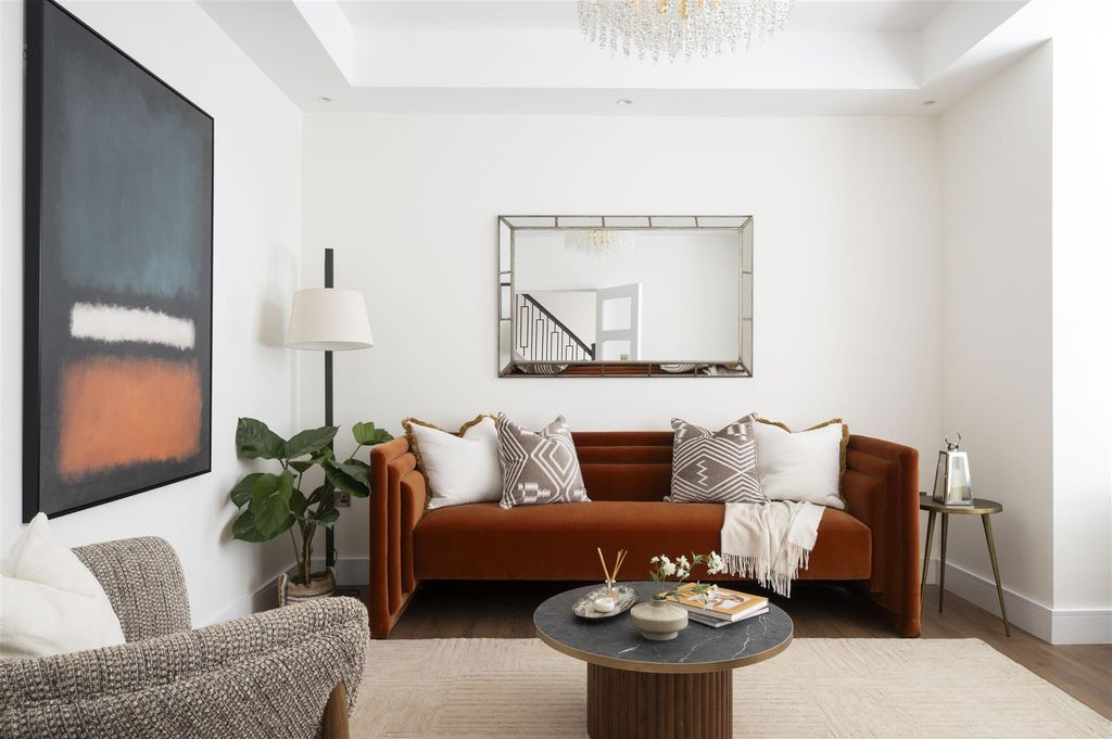 Property photo 3 of 24 16 Durham Road-3.Jpg