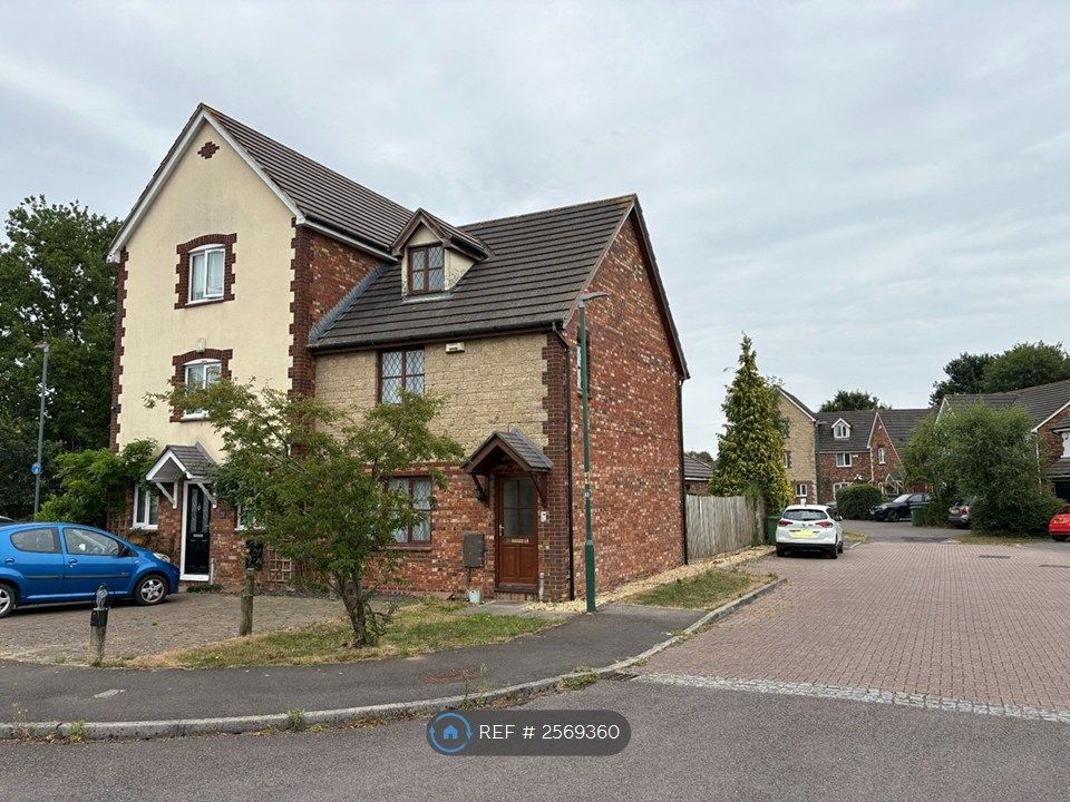 Property photo 2 of 10