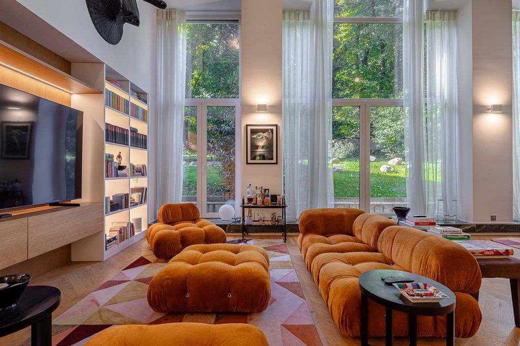 Property photo 1 of 28