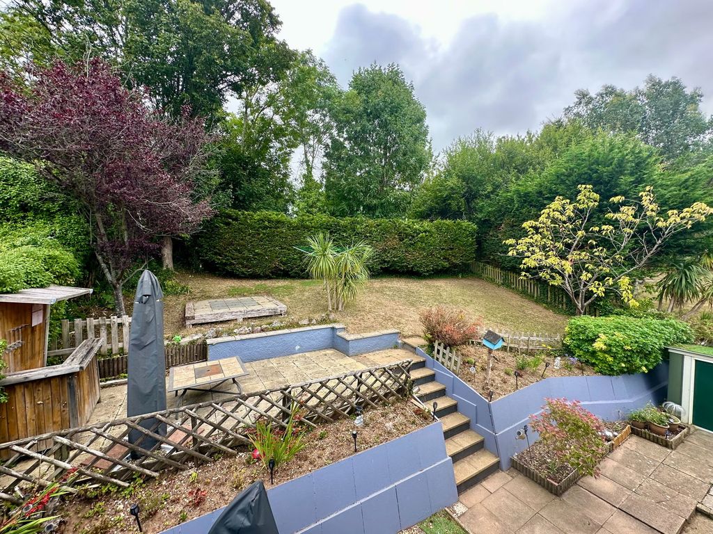 Property photo 3 of 22