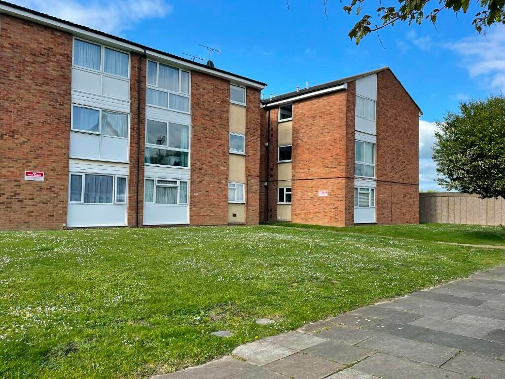 Property photo 1 of 17 8Colne