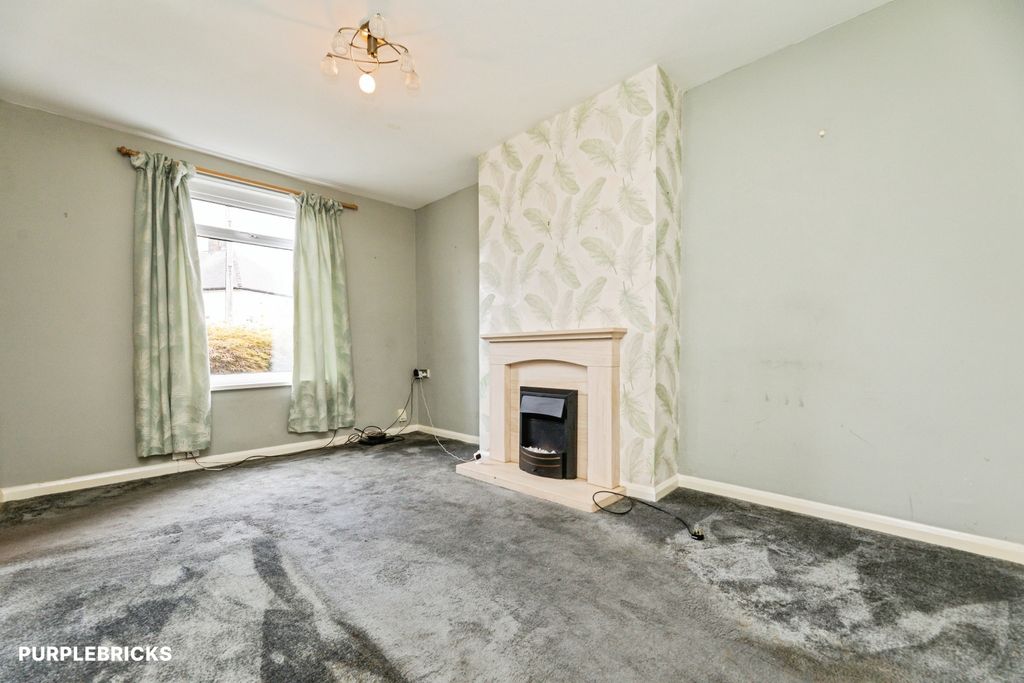 Property photo 2 of 24
