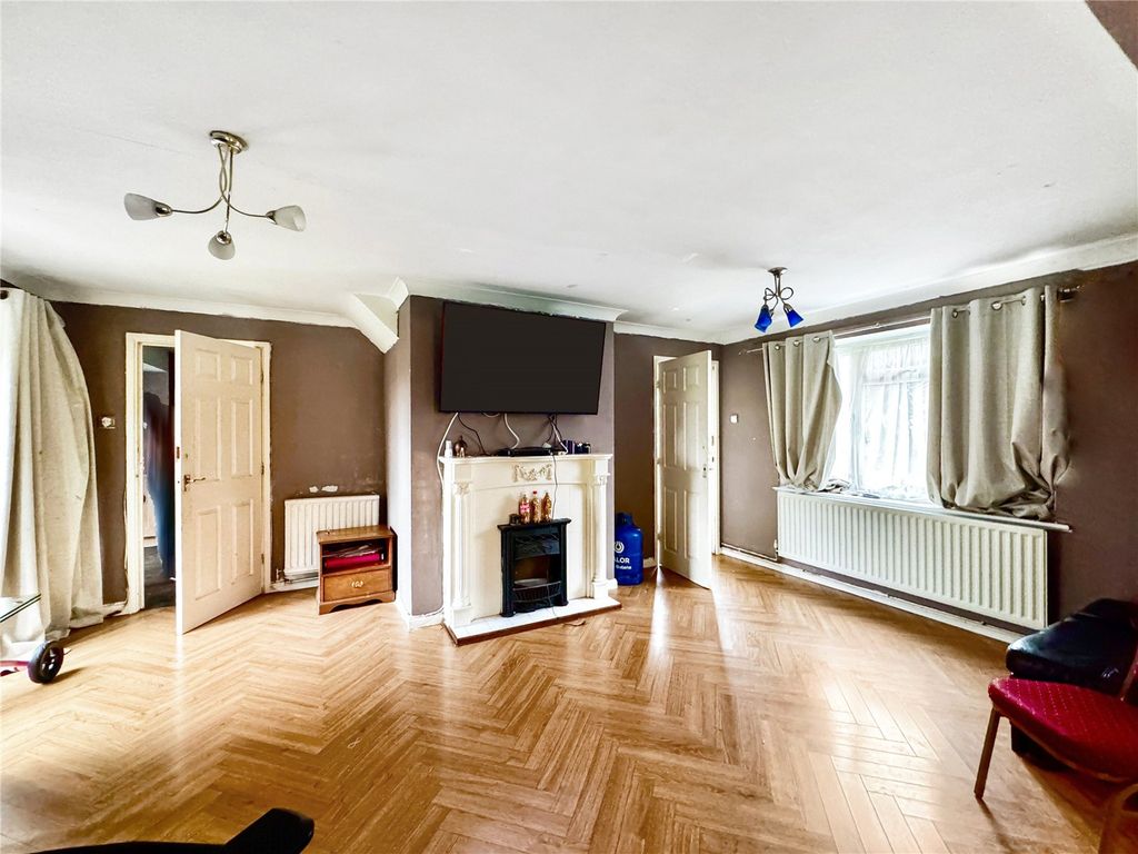 Property photo 3 of 17 Robinson Jackson