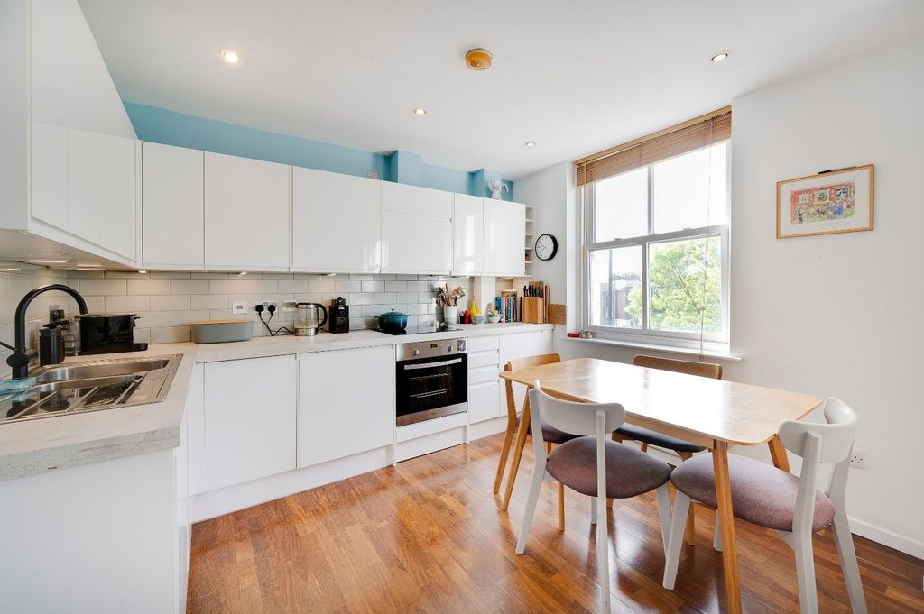 Property photo 2 of 14 Picture No. 09