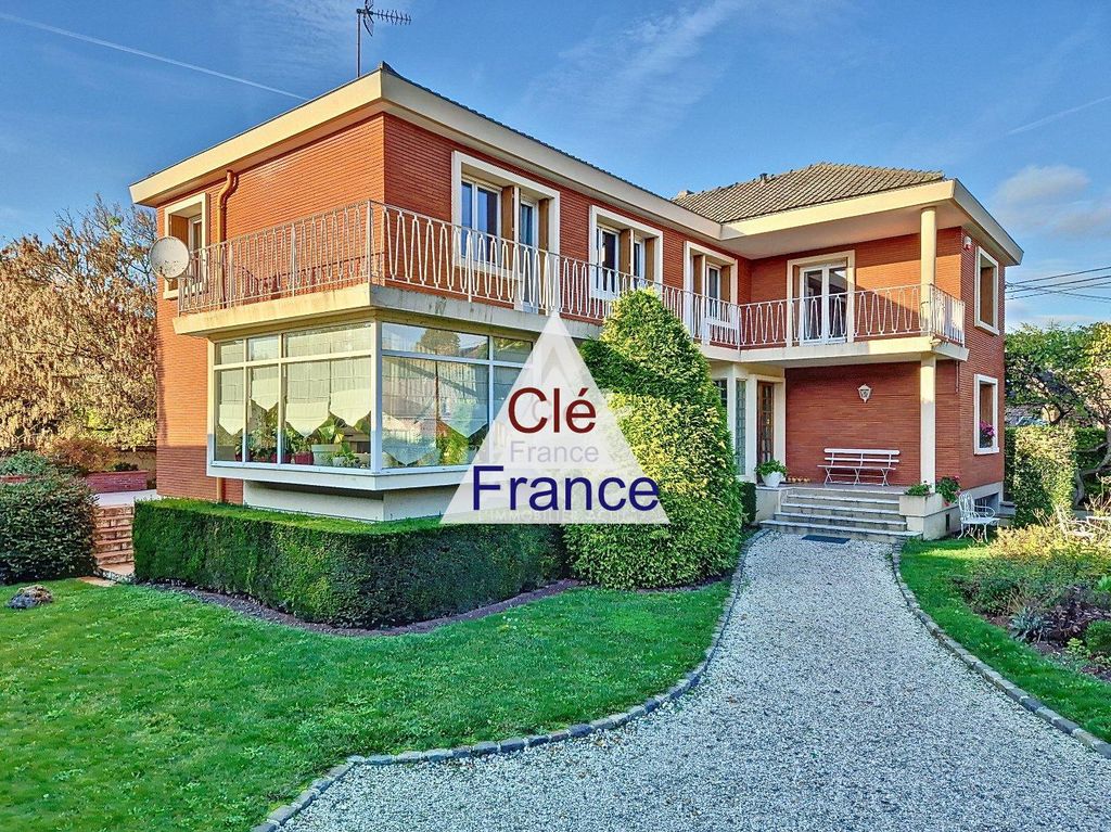 Property photo 1 of 31
