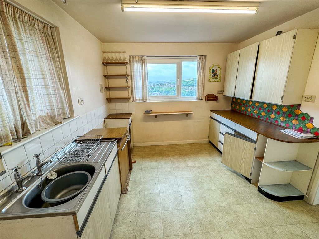 Property photo 2 of 11 Picture No. 02