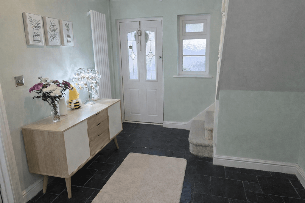 Property photo 2 of 26 Entarnce Hall: Images Provided By The Owner And Published In Accordance With Their Instructions