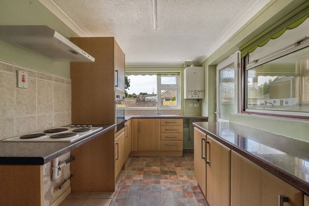 Property photo 2 of 14