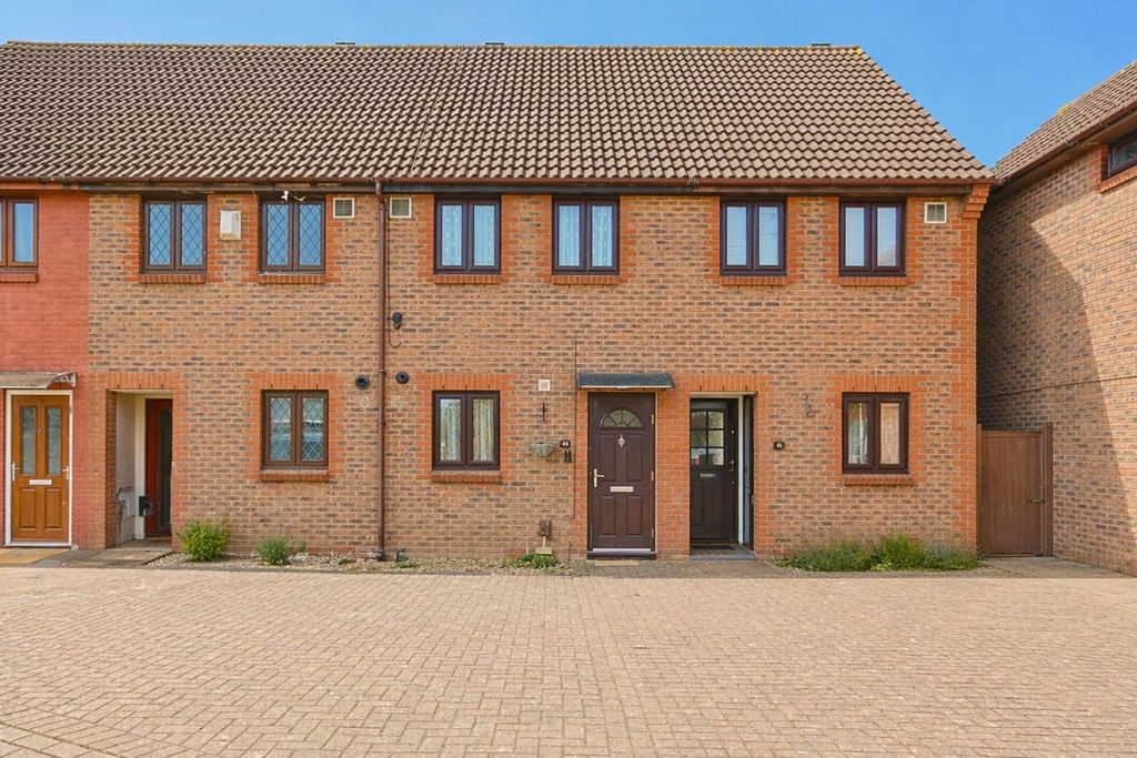 Property photo 1 of 13 Front 2.Jpg