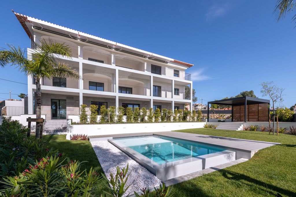 Property photo 2 of 25