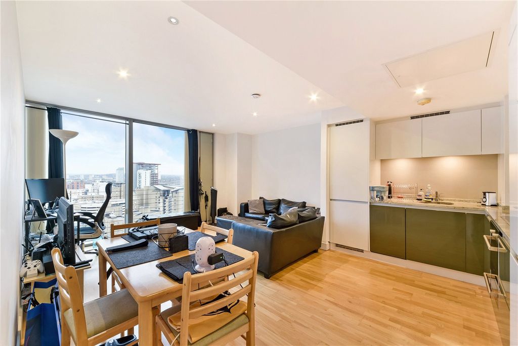 Property photo 2 of 5 Picture No. 13