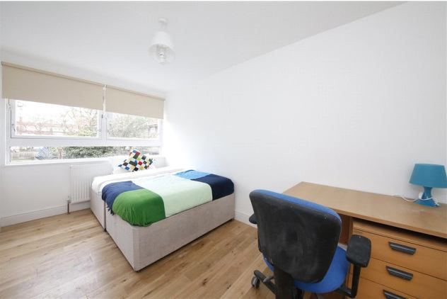 Property photo 1 of 4