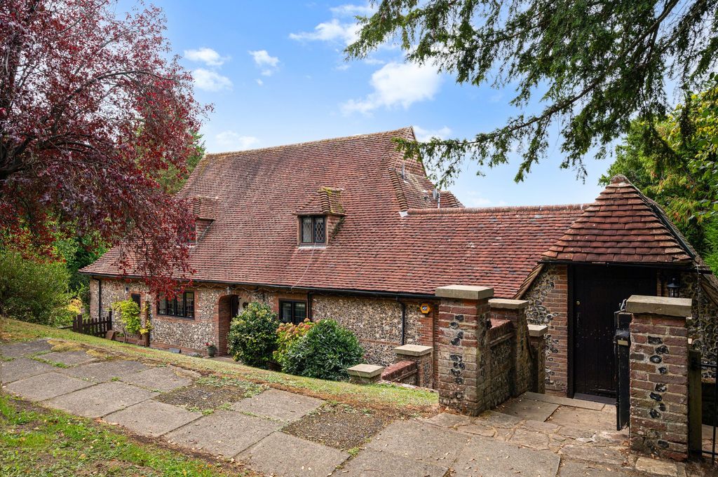 Property photo 1 of 36