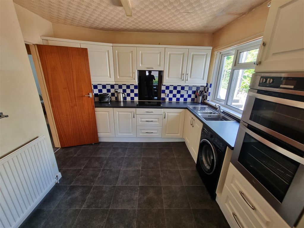 Property photo 2 of 13 Kitchen.Jpg